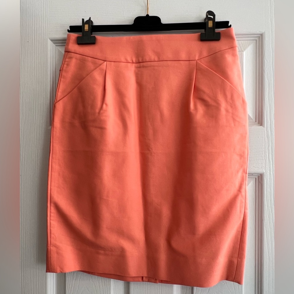 J. Crew “The Pencil Skirt” Size 2